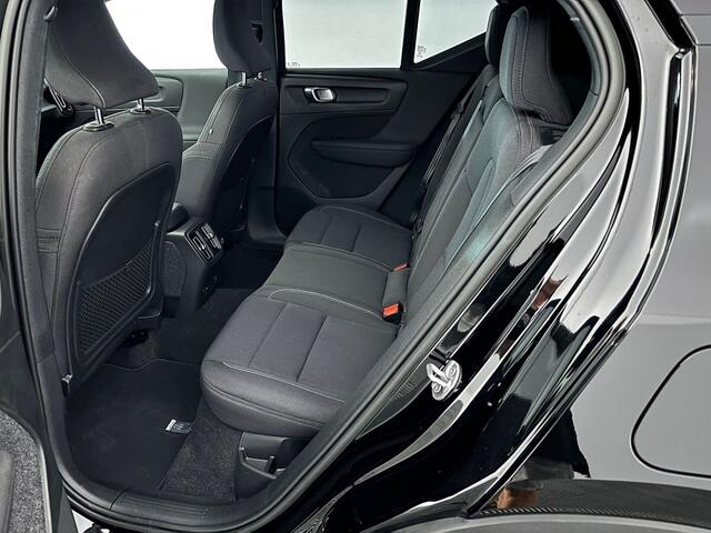 Volvo XC40 Recharge Core 70 kWh ? 1e Eigenaar