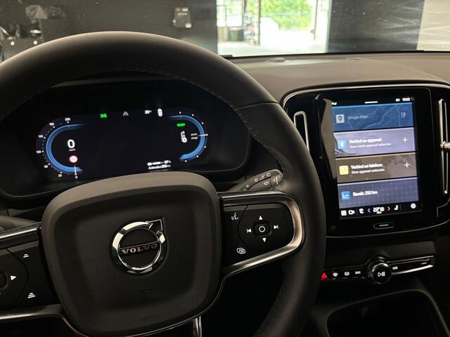 Volvo XC40 Recharge Core 70 kWh ? 1e Eigenaar
