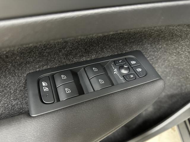 Volvo XC40 Recharge Twin Ultimate 408pk 82 kWh | H/K | Elek. panodak | Memory |