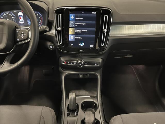 Volvo XC40 1.5 T2 Business Pro Airco|ECC Navi Carplay PDC Achter Trekhaak Cruise Control