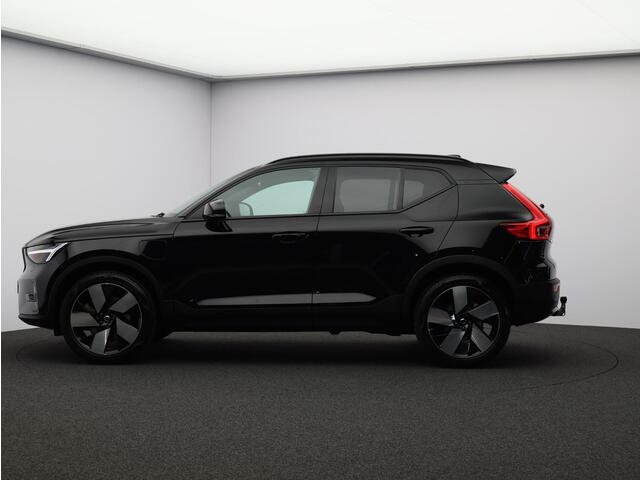 Volvo XC40 T5 262PK Plug-in hybrid Ultimate Dark / Trekhaak / Panoramisch Dak / 20" / 360gr Camera / Elekt. Verstelbare Stoelen / Keyless / Harman Kardon / Stoel+stuurwiel Verwarming /