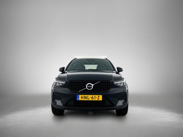 Volvo XC40 2.0 B4 Plus Dark