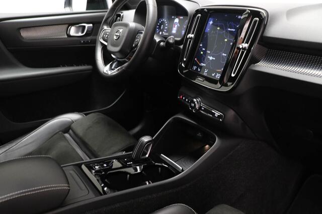Volvo XC40 2.0 T4 R-Design | PANORAMADAK | SCANDINAVIAN / LUXURY / CONNECTIVITY- PACK | APPLE | 360 CAMERA