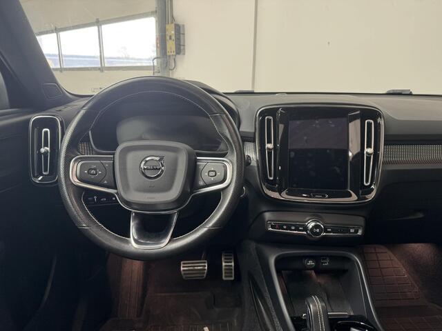 Volvo XC40 1.5 T5 Recharge Inscription | Navigatie | Adaptieve cruise control | Panoramadak | Camera | Trekhaak wegklapbaar |