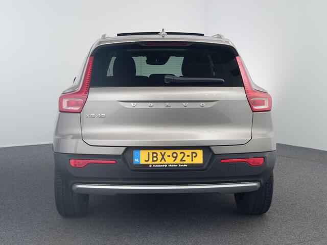 Volvo XC40 1.5 T4 Recharge Inscription Expression | BLIS | Pano | H&K | 360 Camera | Leer |