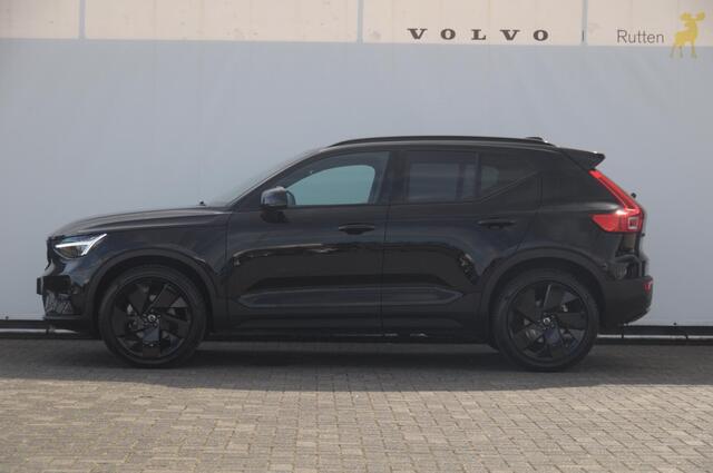 Volvo XC40 B4 211PK Automaat Plus Black Edition / Trekhaak / 360 Camera / Adaptieve cruise control / Stoel- en stuurwielverwarming / Elektrische achterklep / harman kardon Audio / App carplay /