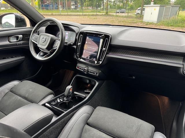 Volvo XC40 1.5 T5 RECHARGE R-DESIGN/PANO/LED/20INCH