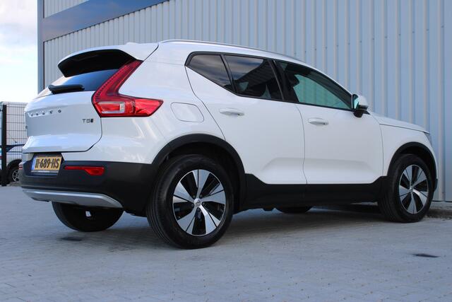 Volvo XC40 1.5 T5 Twin Engine Momentum Pro | Incl. 12 maanden garantie | 100% onderhouden | Cruise control | Climate control | Apple carplay/Android auto | Parkeercamera | Stoelverwarming |