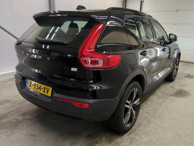 Volvo XC40 1.5 T4 Recharge R-Design Expression Auto. Navigatie Apple Carplay/ Android Auto Camera Parkeersensoren achter Adaptive Cruise Control Full Led Virtual Cockpit Climate Control Lichtmetalen velgen