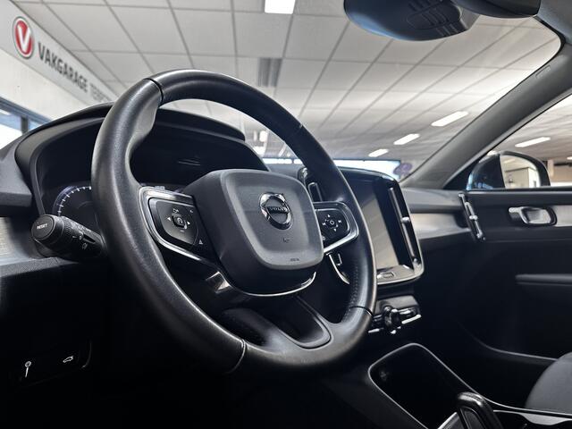 Volvo XC40 1.5 T2 Business Pro/ Automaat!/ LED Koplampen/ Virtual Cockpit/ Elek.Klep/ Camera/ 18''LMV/ Apple+Android/ DAB+/ Keyless GO/ Dodehoekdet./ Grootlichtass./ Clima/ Navi/ Cruise/ Bluetooth/ PDC V+A.