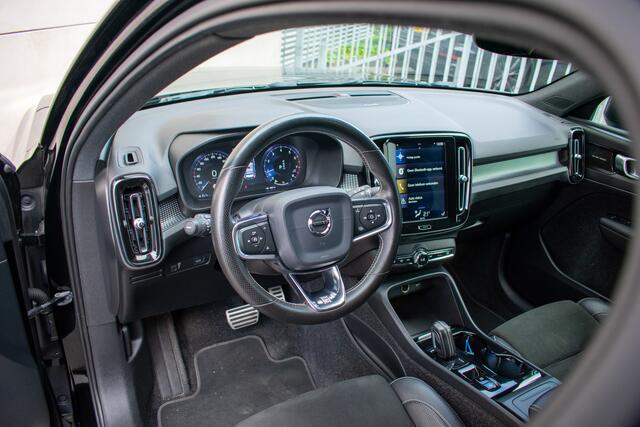 Volvo XC40 2.0 T4 AWD R-Design -Pano-H&K-Stoel/Stuur verw.-360 Camera-