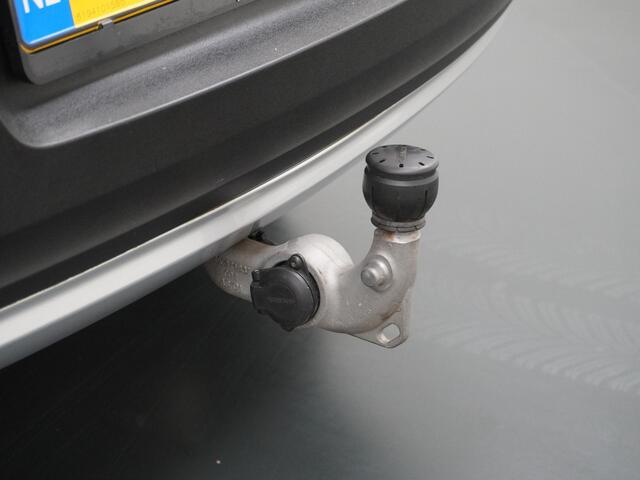 Volvo XC40 1.5 T3 Momentum Trekhaak/Camera/Harman Kardon etc.