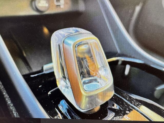 Volvo XC40 1.5 T5 Plug-in hybrid Plus Bright | Face-Lift | Leer | Navi | Apple | Cruise | Elek. Stoel.| % Bovag Occasion Partner %