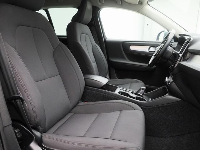 Volvo XC40 1.5 T5 Twin Engine Momentum Pro | KEYLESS | H&K | STOEL- EN STUURVERW.