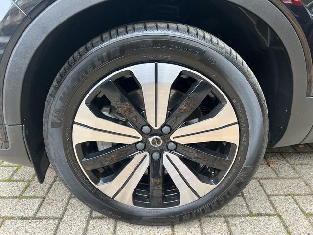 Volvo XC40 1.5 T4 Recharge Core Bright Trekhaak Navigatiesysteem