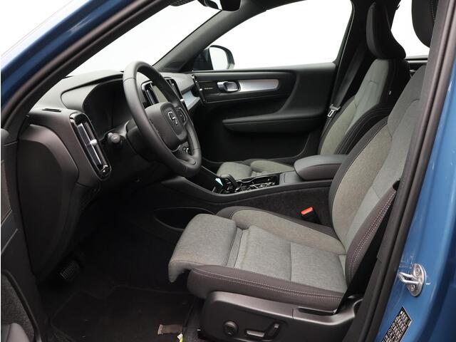 Volvo XC40 2.0 B4 Plus Dark / Trekhaak / Elektrische Stoelen / Harman Kardon / Stoel+Stuurverwarming / Adaptive Cruise / BLIS /