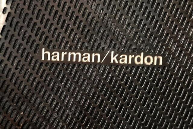 Volvo XC40 1.5 T5 Plug-in Hybrid 193kW/262pk DCT7 Ultimate Bright FACELIFT! PANORAMADAK + HARMAN/KARDON + ADAPT.CRUISE + PILOT ASSIST + NAVI SENSUS + BLIS + LANE ASSIST + EL.STOELEN + STOEL-&STUURVERWARMING + CAMERA + KEYLESS + PARKSENSOREN V&A + 19" LM-VELGEN!!