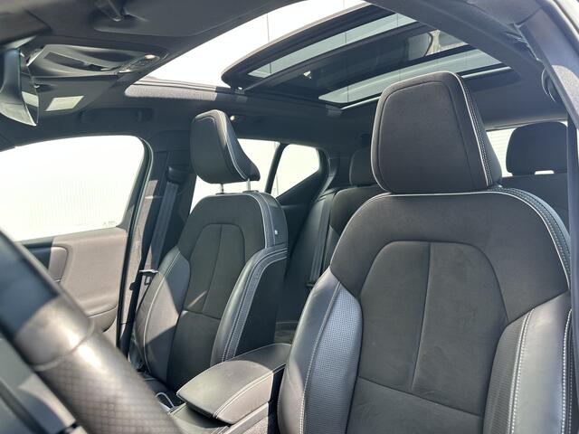 Volvo XC40 2.0 T4 AWD R-Design | Panoroma | 1. Eigenaar | Dealer onderhouden | Parelmoer Interesse, Proefrit? Bel of app met: 06-24 28 28 42