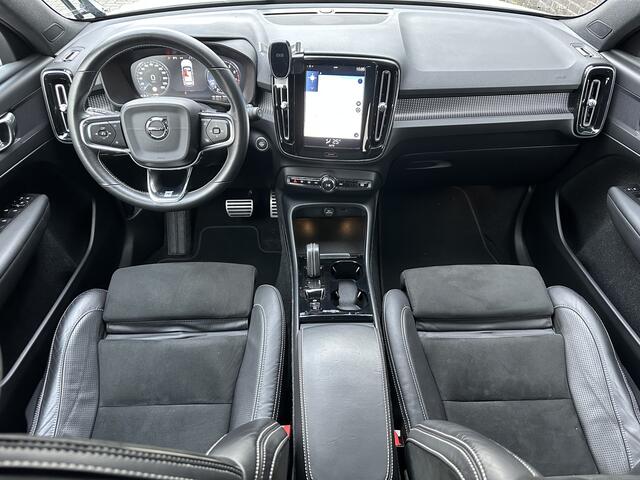 Volvo XC40 2.0 T4 AWD R-Design | Panoroma | 1. Eigenaar | Dealer onderhouden | Parelmoer Interesse, Proefrit? Bel of app met: 06-24 28 28 42