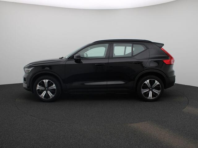Volvo XC40 Recharge Core 232PK | Allseason-banden | Grootlicht-assistent | Achteruitrijcamera + parkeersensoren | Climate control | Apple CarPlay & Android Auto
