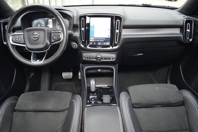 Volvo XC40 2.0 T5 AWD R-Design met Pano/Trekh/Harman/Camera