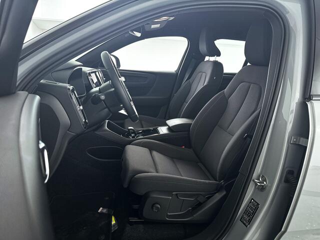 Volvo XC40 Single Motor Extended Range Plus 82 kWh | Parkeercamera | Stoel- en Stuurverwarming | Trekhaak