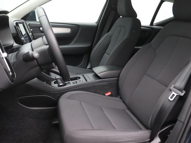 Volvo XC40 1.5 T3 Business Pro 163PK Trekhaak, Achteruitrijcamera, Keyless, Clima, Elektr. Achterklep, 18" LM Velgen, Adaptieve Cruise Control
