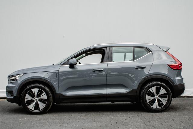 Volvo XC40 1.5 T4 211pk Recharge Inscription Expression Trekhaak/ Navigatie apps/ Carplay/ Dab/ 18" Lmv/ Pdc/ Full led