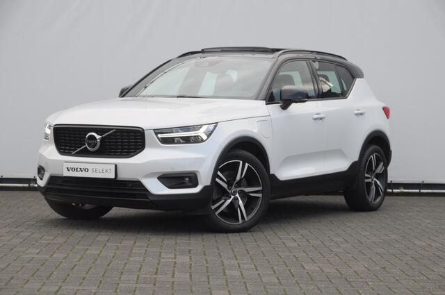 Volvo XC40 T5 262PK Automaat Recharge R-Design / BLIS / Stoel - en stuurwielverwarming / Leder met alcantara interieur / Parkeersensoren met 360 camera / Keyless entry / Elektrische stoelen met geheugen / Panoramadak / Harman kardon