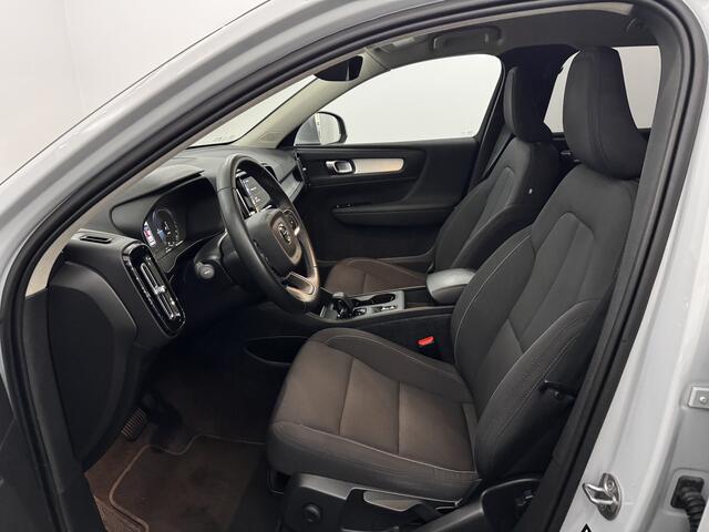 Volvo XC40 1.5 T4 Recharge Inscription Expression Camera, Navi, Keyless start, Cruise control adaptief, Elektrische achterklep, Lichtmetalen velgen