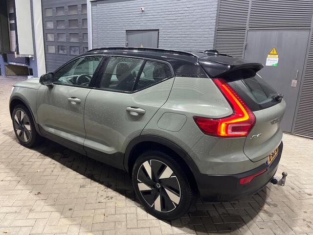 Volvo XC40 Single Motor Plus 69 kWh | Trekhaak | ACC | BLIS | Stoel+Stuurverwarming | 19 Inch