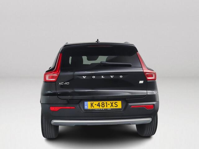 Volvo XC40 T4 Recharge Inscription Expression | Trekhaak | Parkeercamera