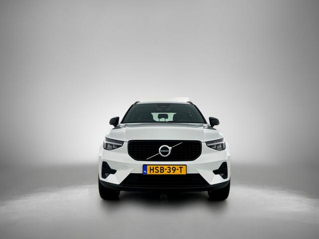 Volvo XC40 2.0 B4 Plus Dark | Trekhaak | Blis | Harman Kardon Audio |