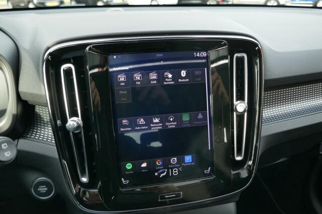 Volvo XC40 1.5 T3 R-DESIGN PANO/STOELVERW./ELEKTR.ACHTERKLEP/TREKHAAK