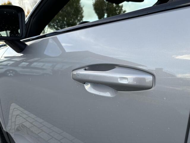 Volvo XC40 B4 Plus Dark | Harman/Kardon | Trekhaak | Memoryseats | Keyless Entry |