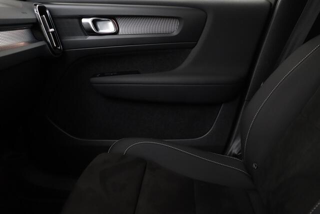 Volvo XC40 RECHARGE PLUS -CAMERA|KEYLESS|19"|TREKHAAK|BLIS