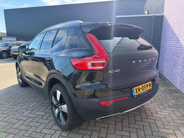 Volvo XC40 2.0 T4 Inscription | Nieuw Binnen | Panorama-Schuifdak | Leder | memory | Adaptieve Cruise controle | Blis | Keyless |
