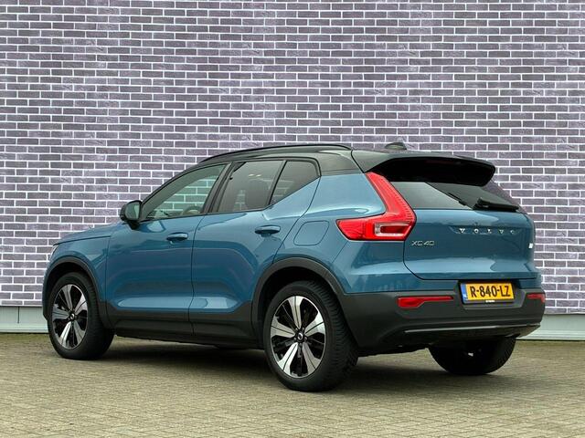Volvo XC40 Recharge Plus 70 kWh | Adaptieve Cruise Control | Trekhaak | Stoel en Stuurverwarming | Warmtepomp | BLIS | All-Season Banden |