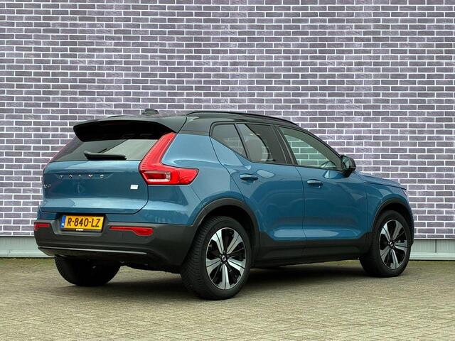 Volvo XC40 Recharge Plus 70 kWh | Adaptieve Cruise Control | Trekhaak | Stoel en Stuurverwarming | Warmtepomp | BLIS | All-Season Banden |