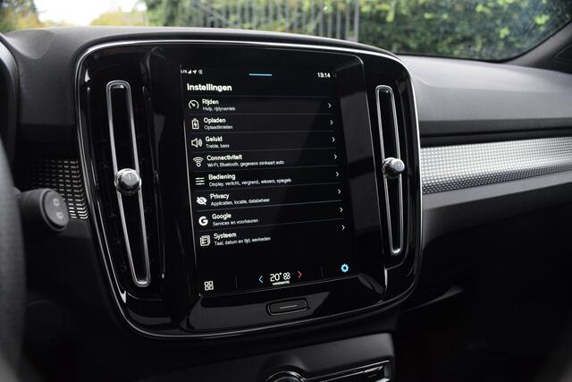 Volvo XC40 Recharge P8 AWD R-Design / Standkachel/ Virtual Cockpit/ Adaptive Cruise Control/ Panoramadak/ 300kW (408PK)