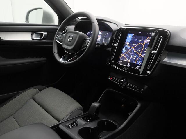 Volvo XC40 1.5 T4 Plug-in hybrid Core Bright | CAMERA | KEYLESS