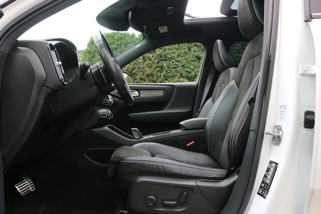 Volvo XC40 2.0 T5 AWD R-Design 248PK (Panoramadak Sportleder/Memory Navi 360Camera HarmanKardon Trekhaak Full-Led 20InchLMV PrIvacyGlass Pdc V+A)