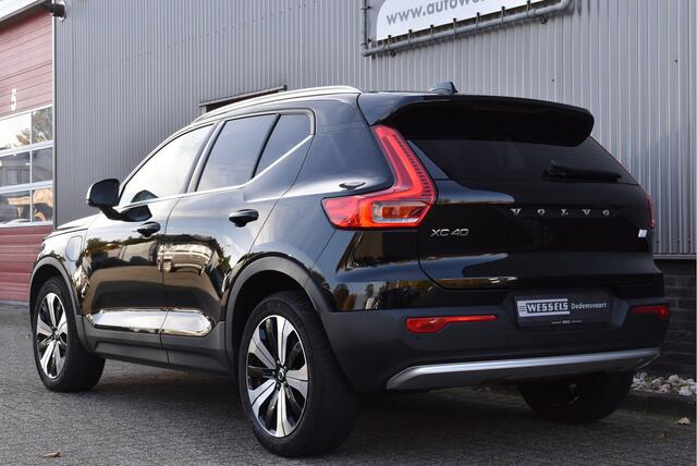 Volvo XC40 1.5 T4 Plug-in hybrid Core Bright Camera, Cruise control, Sportstoelen, Keyless, Carplay, Stoel/stuurverwarming