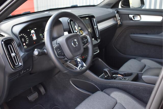 Volvo XC40 1.5 T4 Plug-in hybrid Core Bright Camera, Cruise control, Sportstoelen, Keyless, Carplay, Stoel/stuurverwarming