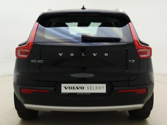 Volvo XC40 T3 163pk Automaat Momentum Pro / Adapt.. Cruise / BLIS / Elektr. Trekhaak / Verw. Voorruit / PDC + Camera / Lane Keeping Aid / Noodreservewiel / Elektr. Achterklep /