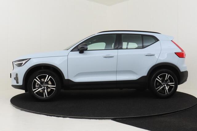 Volvo XC40 B4 (M-HYBRID) PLUS DARK -CAMERA|ADAP.CRUISE|VERW.VOORRUIT|TREKHAAK|HARMAN/KARDON