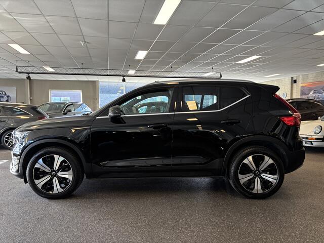 Volvo XC40 1.5 T4 Plug-in Ultimate Bright / Panoramadak / Leer - Alcantara / Harman-Kardon / Dab+ / Apple Carplay / Stuur- en Stoelverwarming / MY 2023 - Elek Trekhaak -