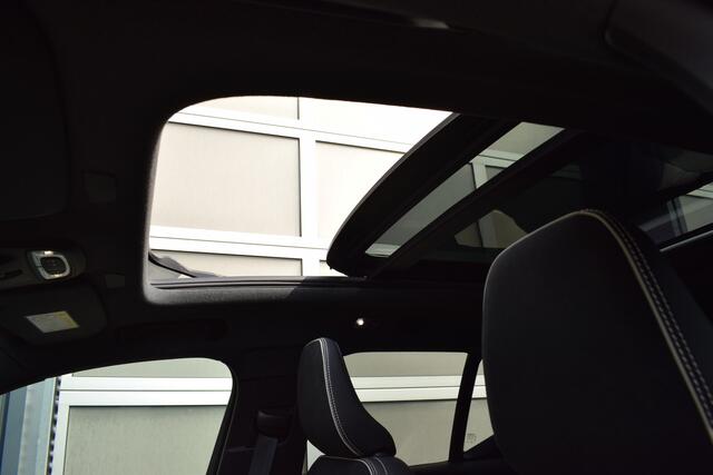 Volvo XC40 1.5 T5 Recharge R-Design Panodak | Trekhaak | OrigNL