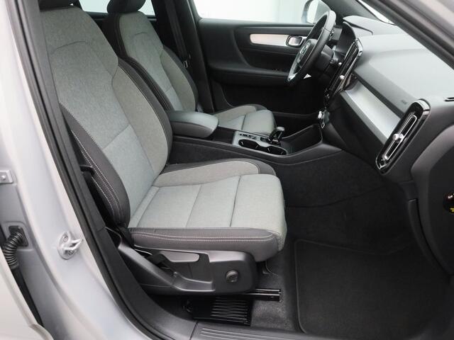 Volvo XC40 1.5 T4 Plug-in hybrid Core Bright | CAMERA | KEYLESS