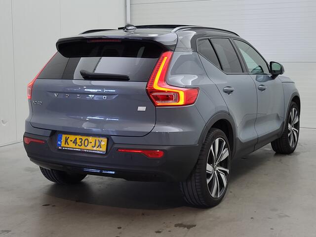 Volvo XC40 Recharge P8 AWD R-Design | Panorama | Warmtepomp | Leder | trekhaak |*